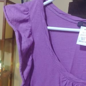 Cute Pinkish-Purple Top with Caped Sleeves